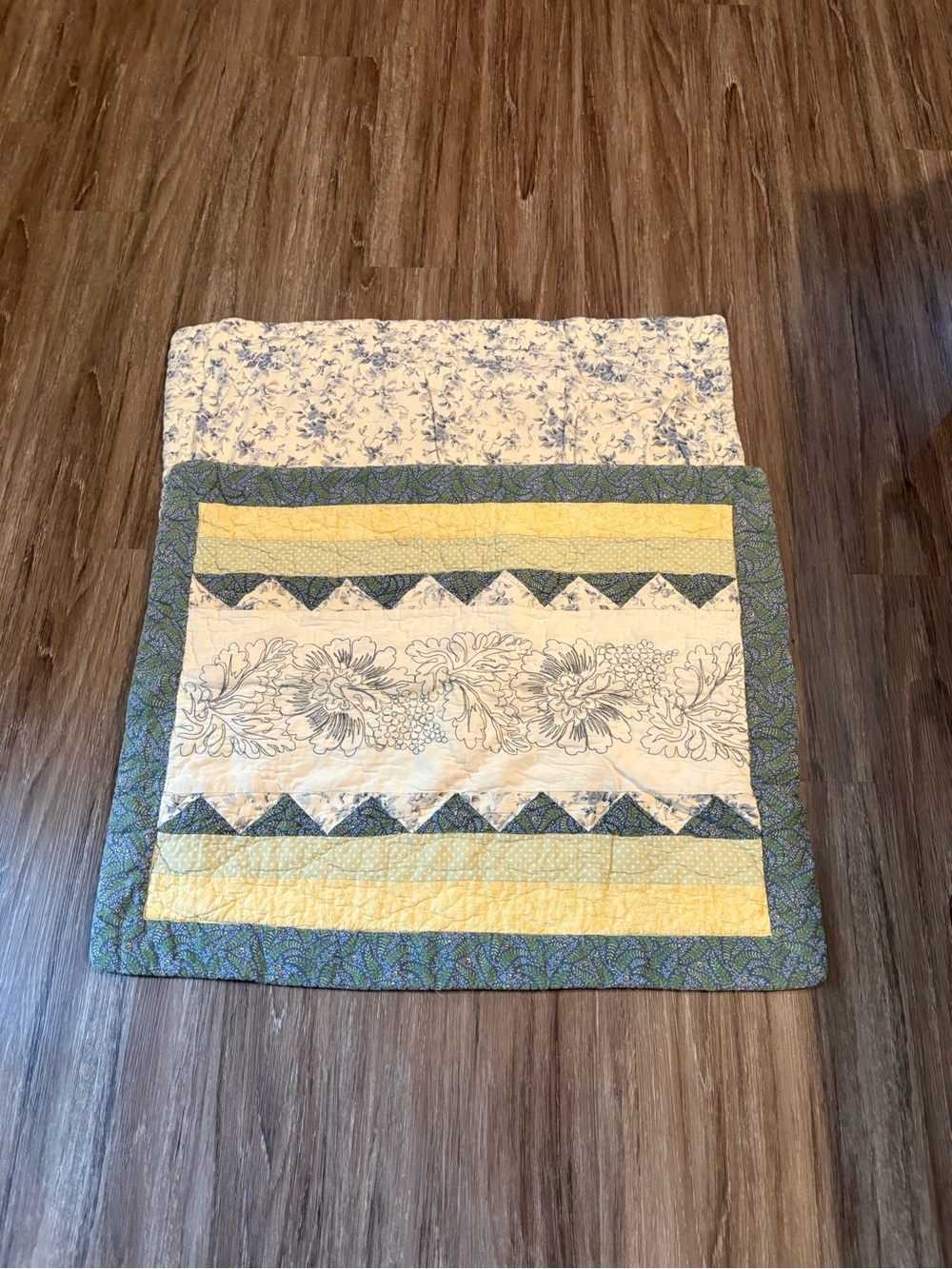 Handmade Yellow & Blue Floral Patchwork Quilt Standard pillow cases - Picture 1 of 3